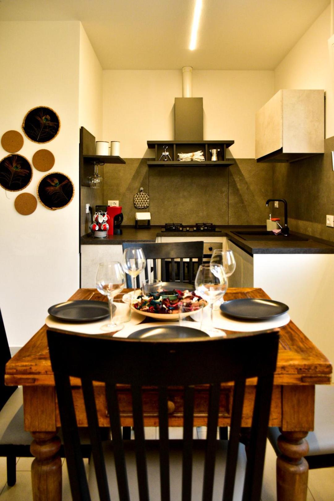 Obsidian -Centro- Wifi + Free Parking Apartment Ravenna Exterior photo